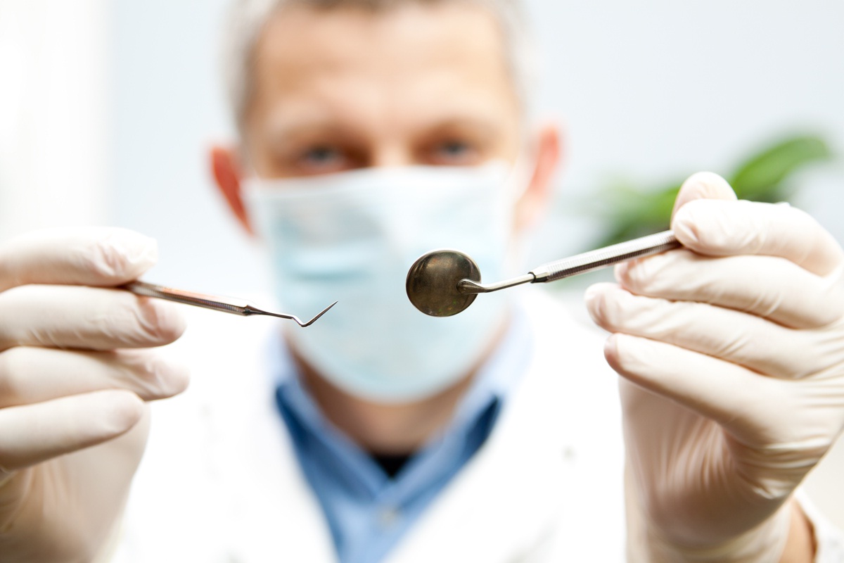 Are Teeth Implants Safe?